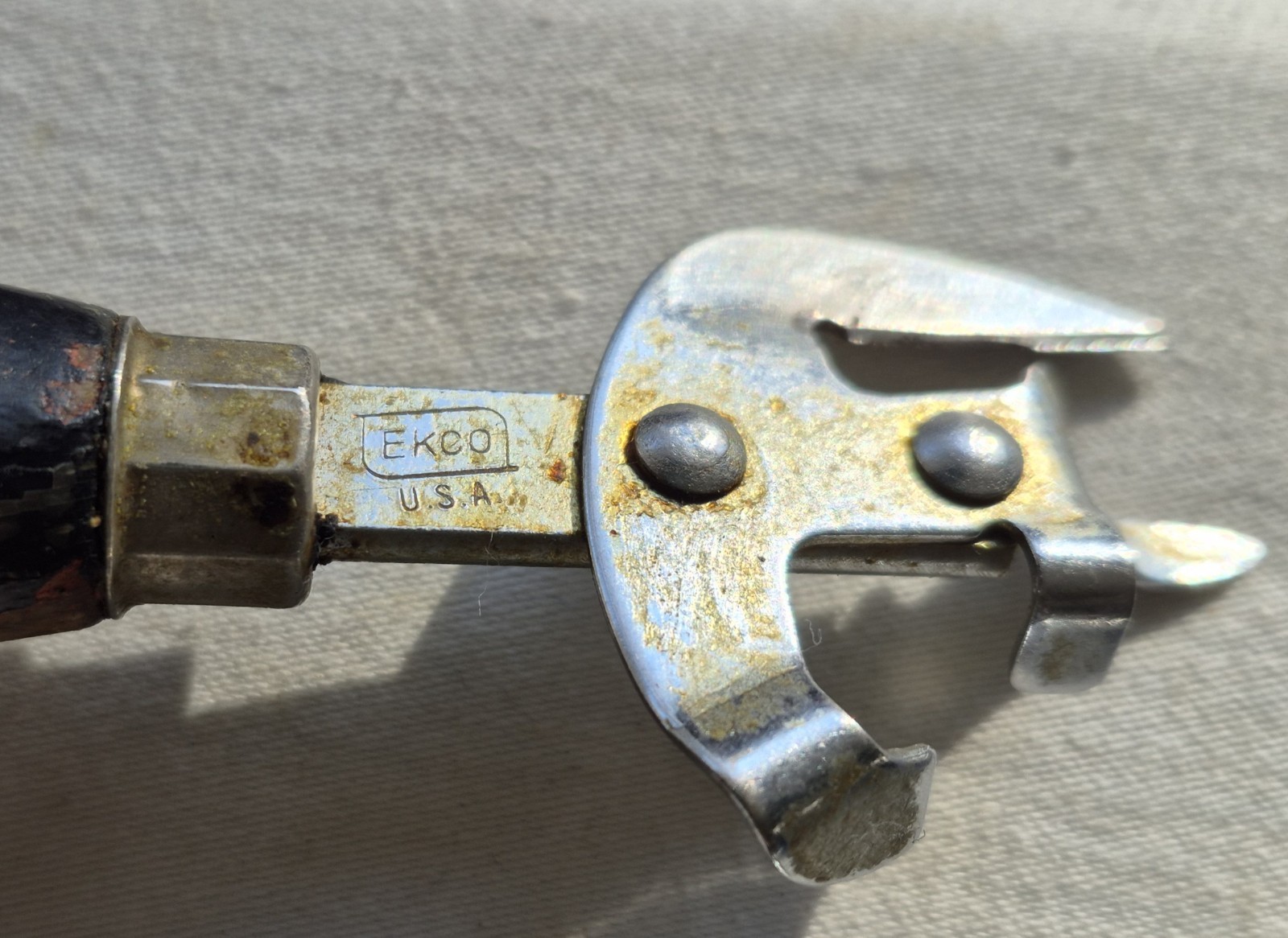 6 Piece Vtg Ecko Kitchen Utensils Spatulas, Spoon, Can Opener, Cheese Cutter