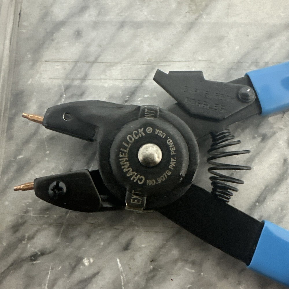 Channellock 927 8" Long Convertible Retaining Ring Pliers with Tips