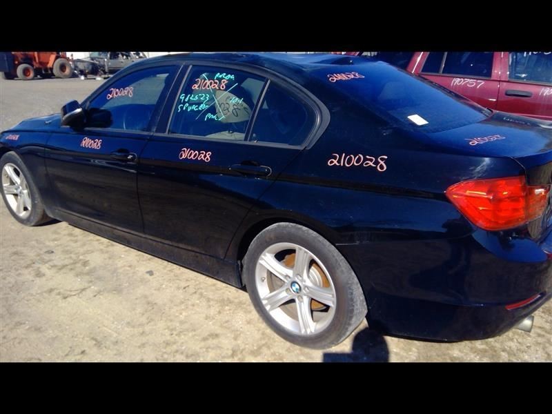 320I 2015 Fuse Box Cabin 685652