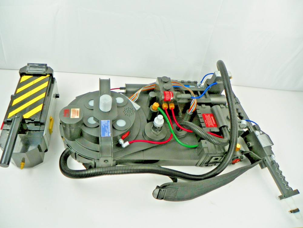 Ghostbusters Proton Pack Life Size Replica Lights, Sounds Ghost Trap Needs TLC