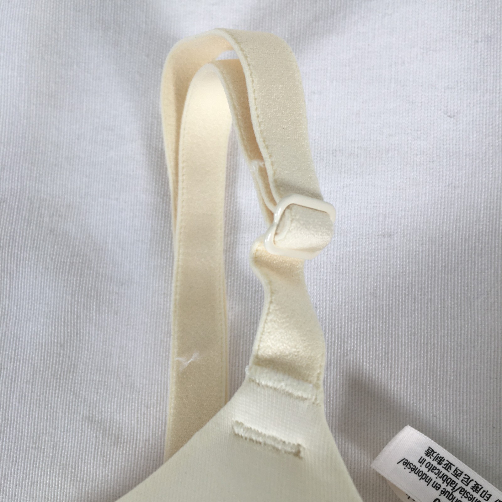 Victoria's Secret Pink Lightly Lined T-Shirt Bra 36C Cream Ivory NWT