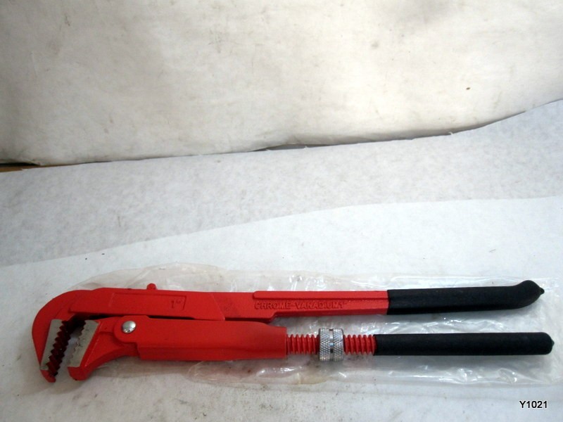 1" Swedish Pattern Pipe Wrench.12in