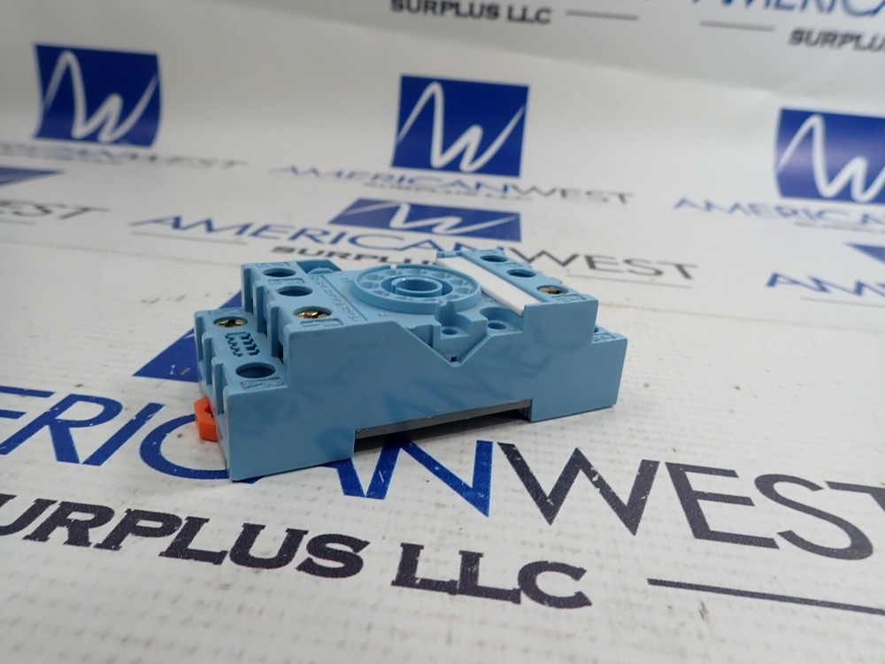 RELECO S3-S RELAY BASE/SOCKET 10A 380V