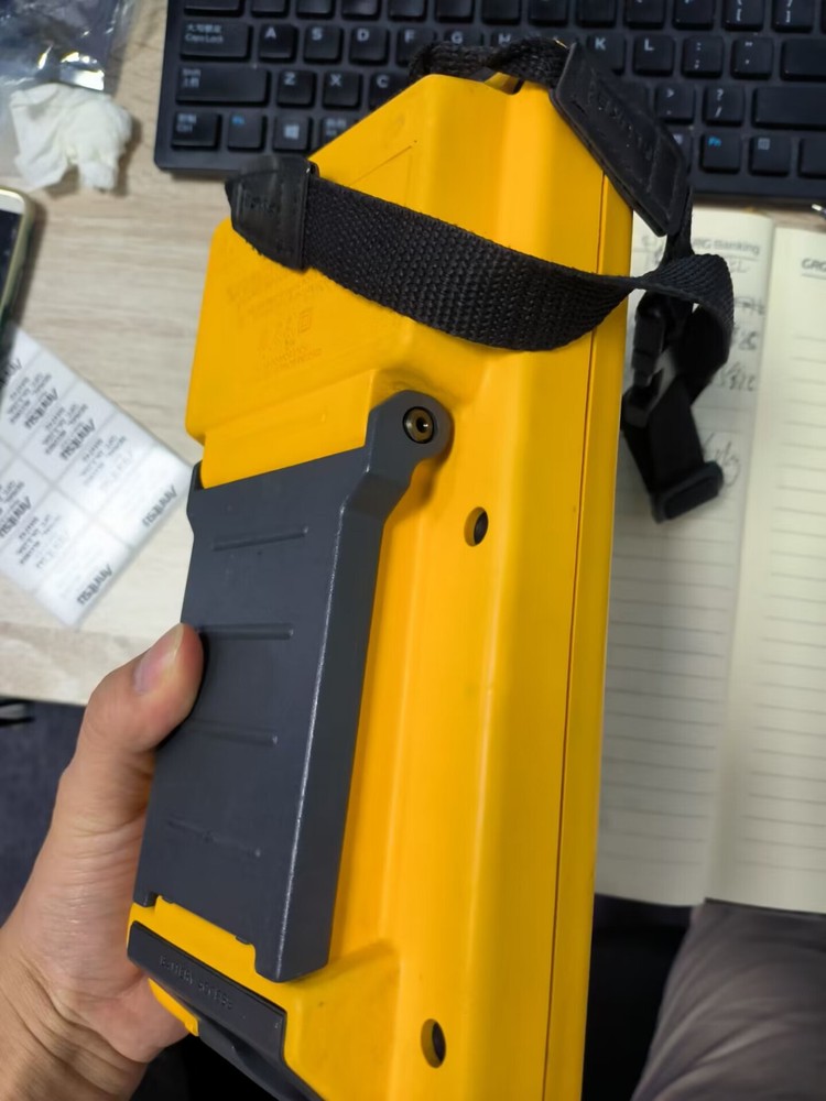 Fluke 744 Documenting Multifunction Process Calibrator
