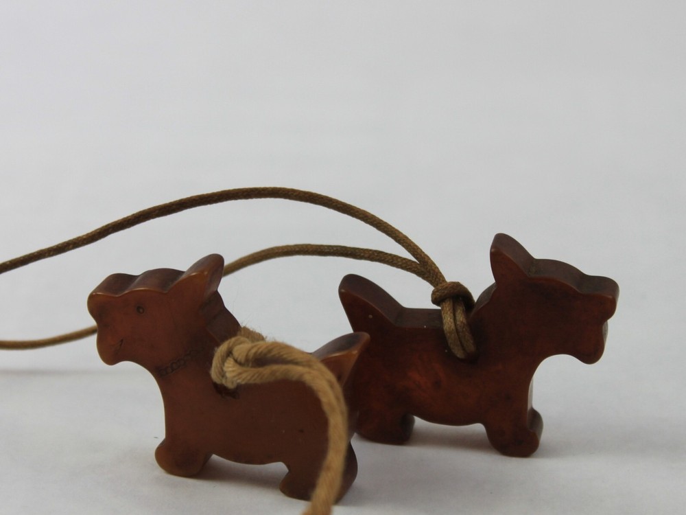 Vintage Amber Bakelite Scotty Dog Figural Charm Light Pull Set