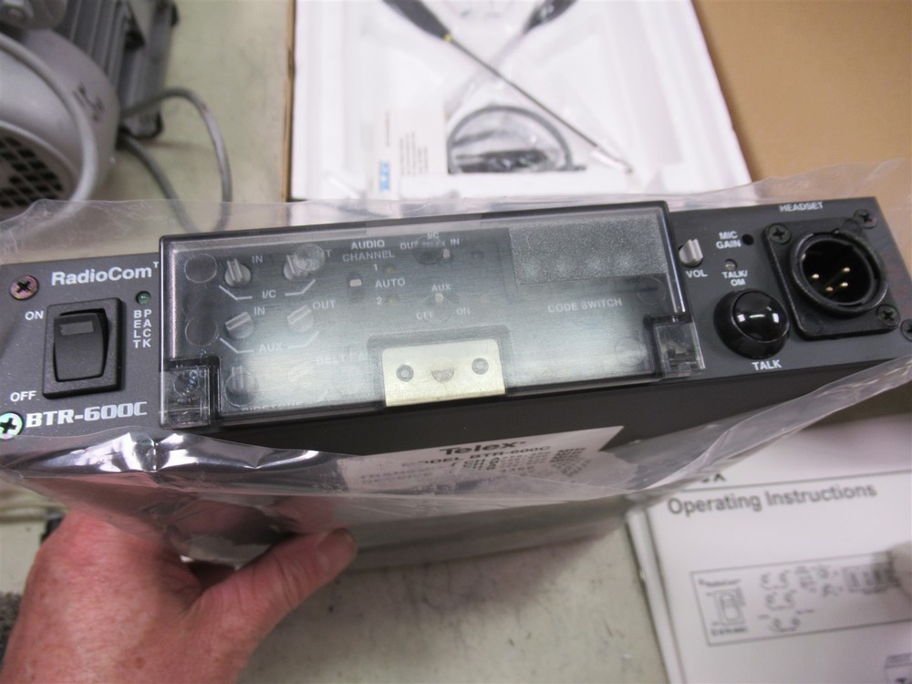 Telex RadioCom BTR-600C Intercom Set 71205-000SP Wireless Intercom Set