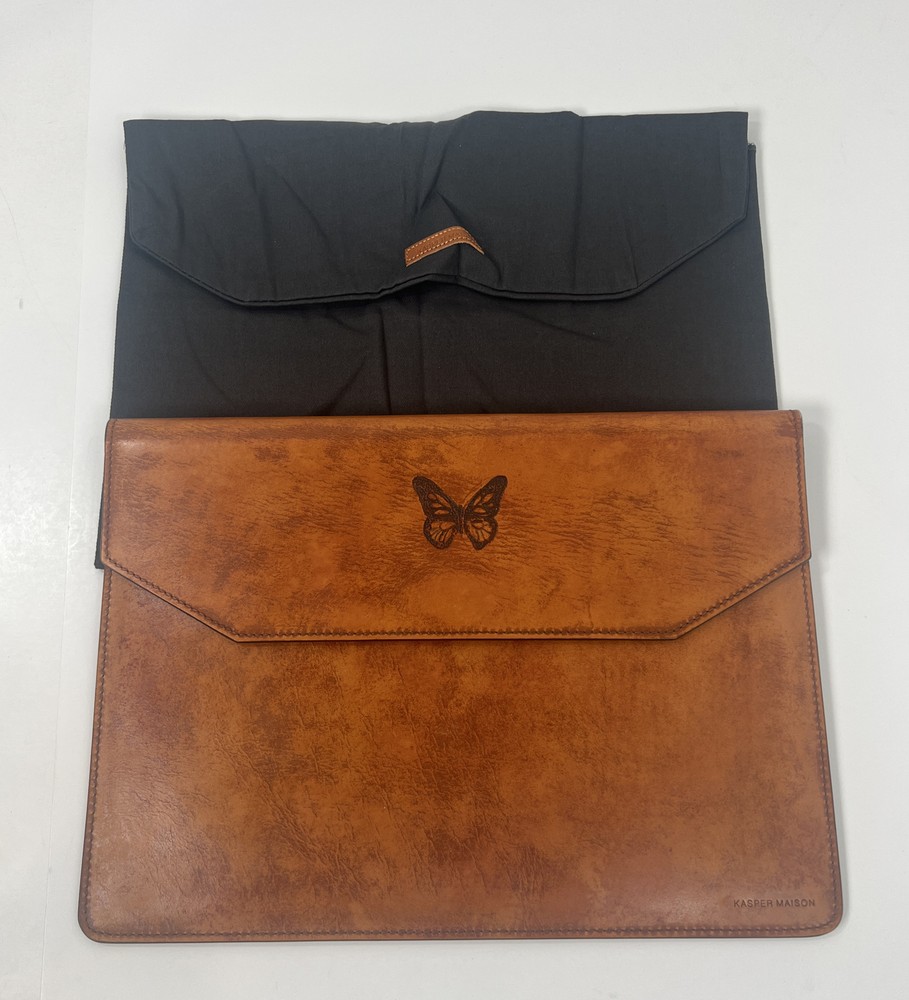 Monarch FOX Screen Used Leather Jasper Maison Monarch Folder