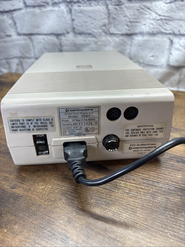 Vintage Commodore 1541 Floppy Disc Drive Computer Powers On