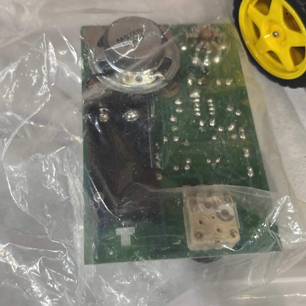 ELEGOO Robot Smart Car Kit V2.0 NEW STEM Computer Code Programming Kids - Parts