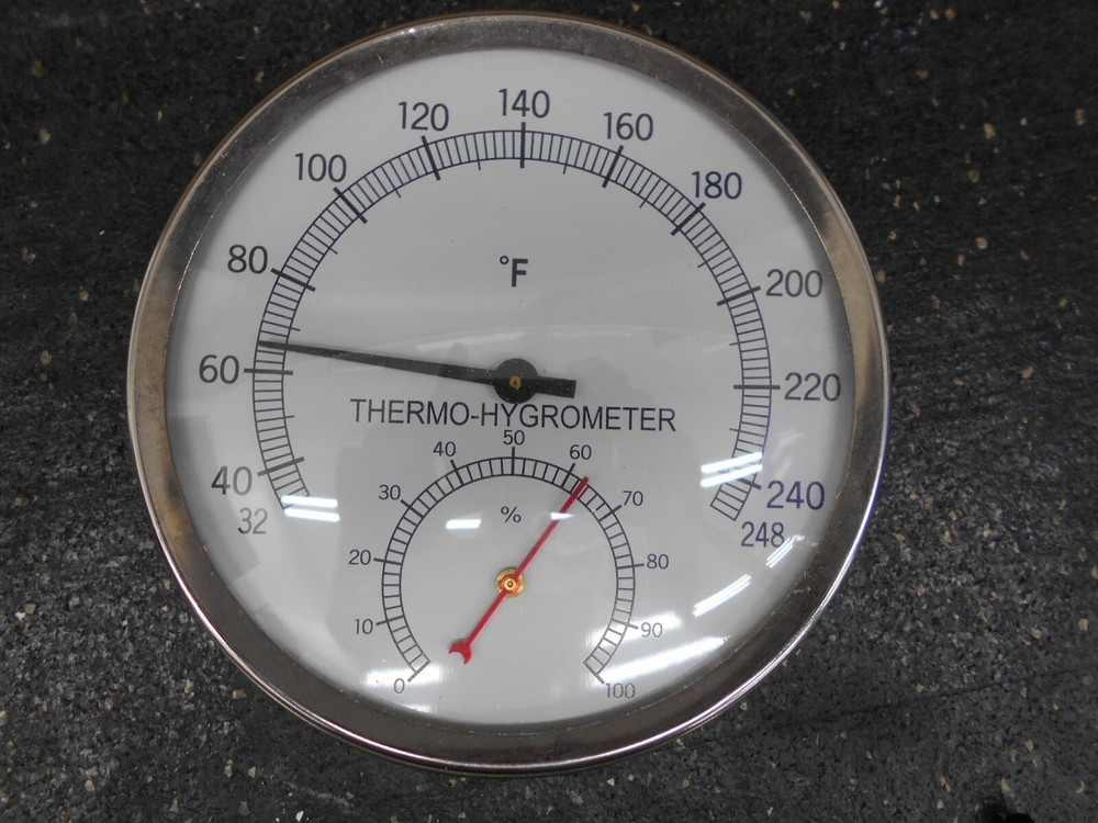 GENERAL TOOLS THERMO HYGROMETER  A600FC 30-250°F