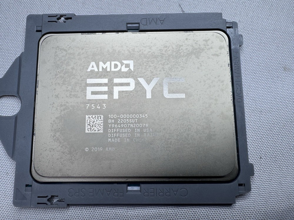 AMD EPYC 7543 32 cores Processor CPU 100-000000345