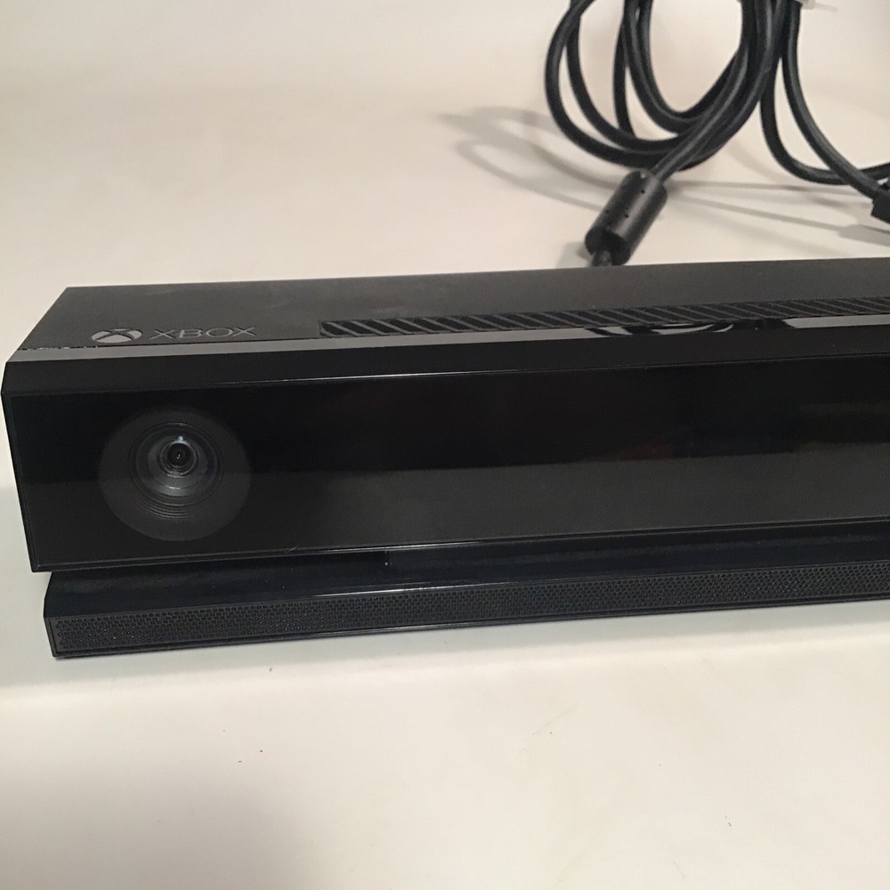 Microsoft Xbox One Black Kinect Sensor Bar Motion Camera Model 1520 Great Shape