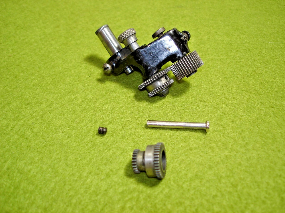Edison Standard Phonograph 2/4 Conversion Attachment