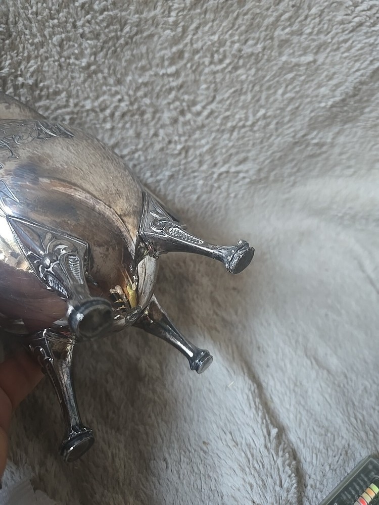 Antique Meriden B Company 1884 Silver Plated Floral Repousse Embossed Pot Vase