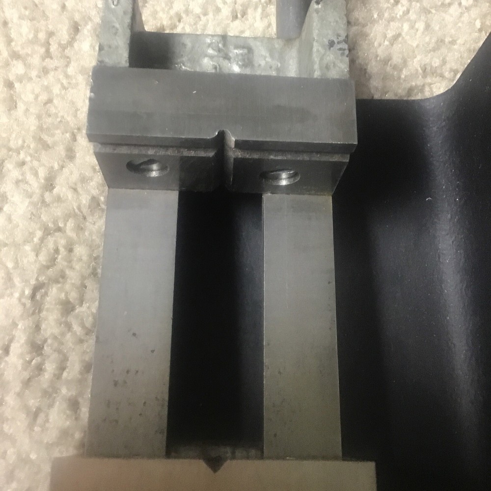 Golfworks Maltby Vise