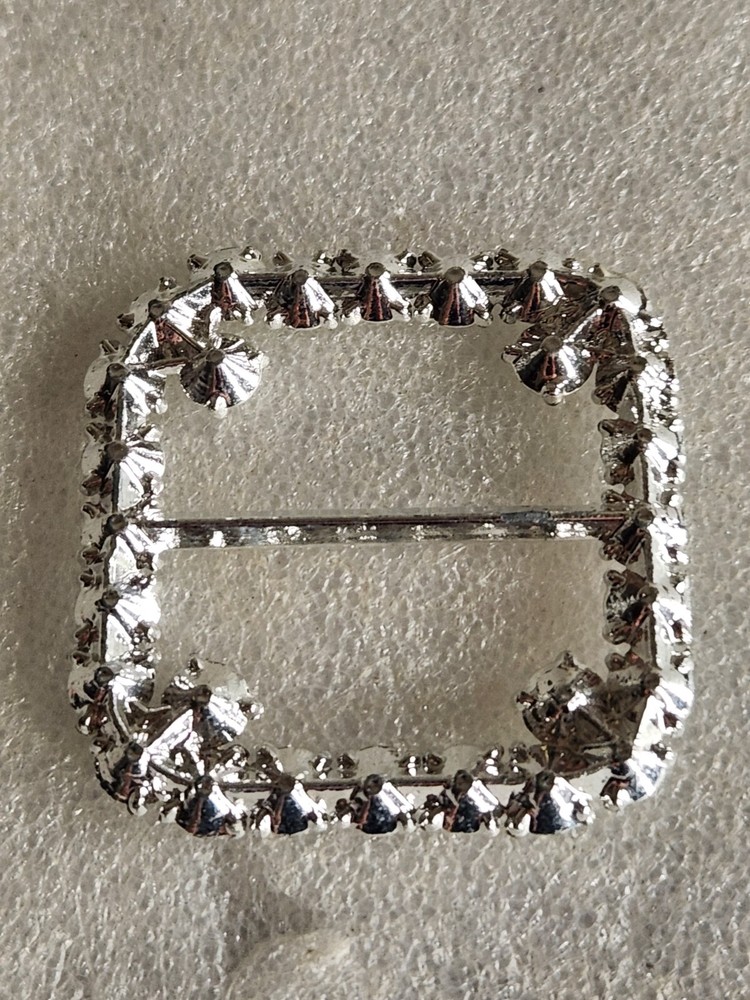 Sparkling Silver Colored Buckle or Ribbon Slider