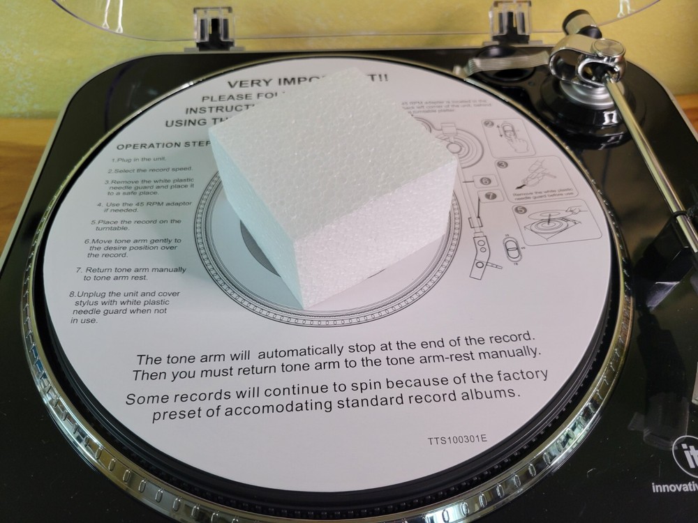 Innovative Technology ITUT400 Turntable Encode Vinyl to PC CD Laptop Memory Chp