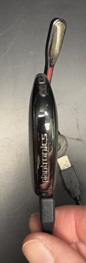 Plantronics Ear Piece/Microphone with USB Charging Cord UNTESTED