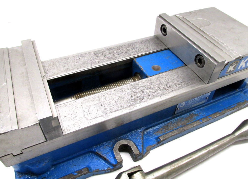 KURT ANGLOCK 6" MILLING MACHINE VISE w/ JAWS & HANDLE - #D688