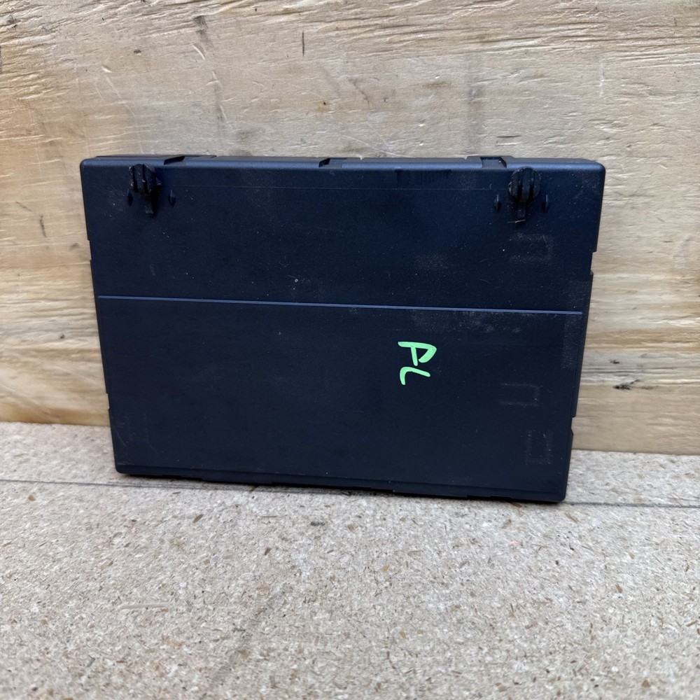 2009-2016 AUDI A4 A5 - Front LEFT Power SEAT Control Module 8K0959760D