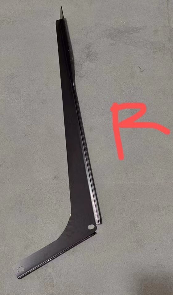 Volvo VNL 2004-2017 Middle Wind Cab Fairing Support Brackets Passenger Side