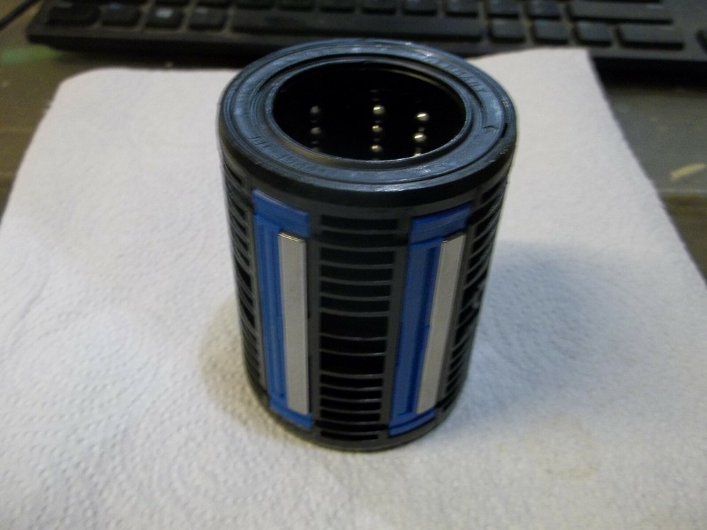 SKF LB40 LINEAR BALL BEARING (BIN172)