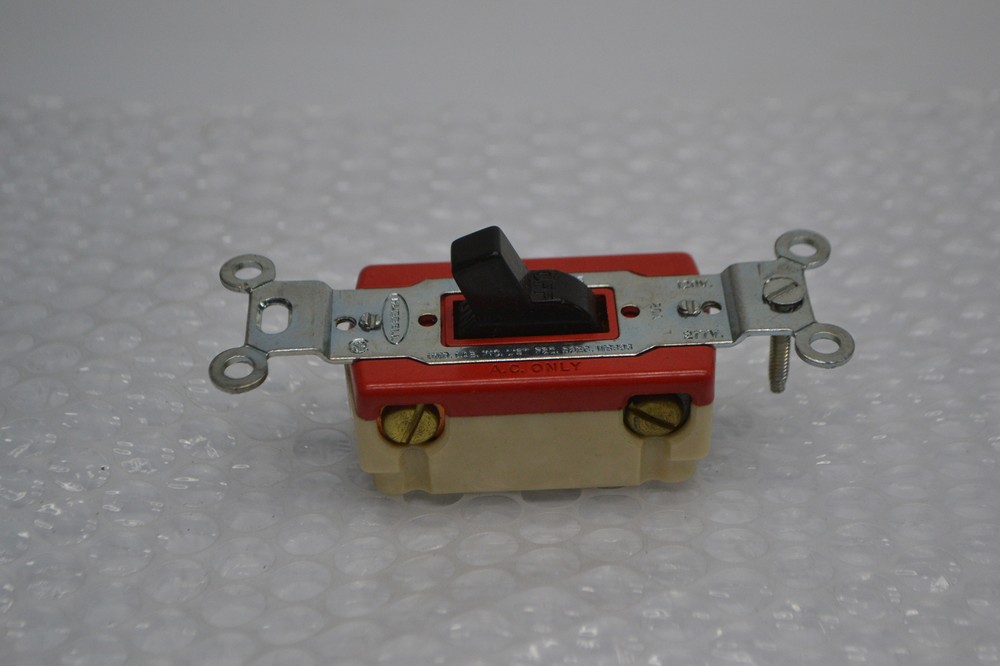 HUBBELL WS896 SWITCH NSNP