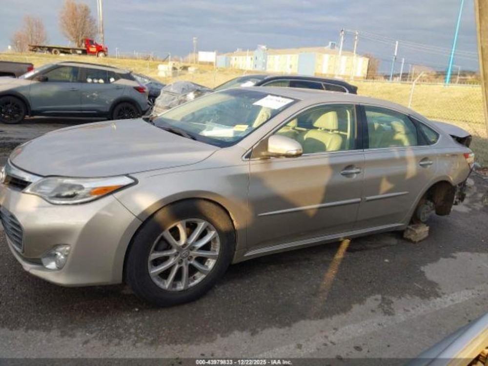 2015 TOYOTA AVALON RR Door Trim Panel