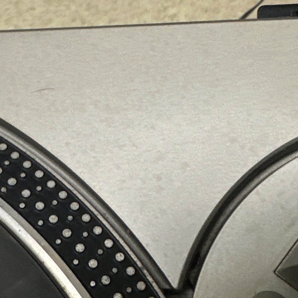 Vintage Technics SL-1650 Direct Drive Automatic Turntable Stacking Spindle READ