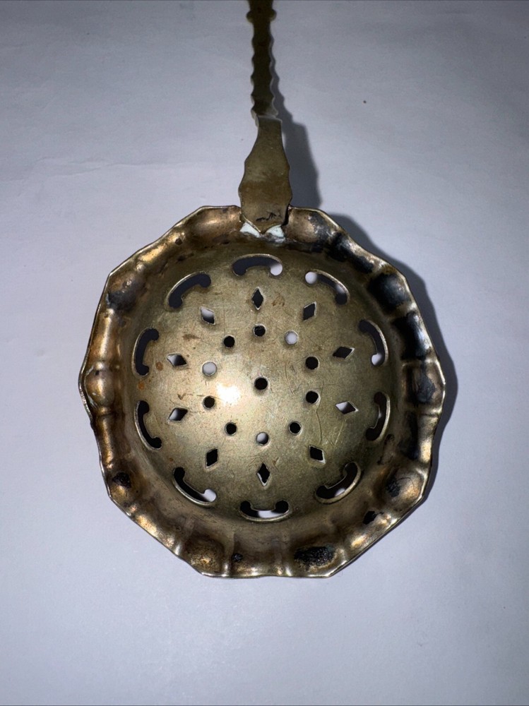 Antique 6" Victorian Ruffled Edge British Plate Nickle Silver Tea Strainer