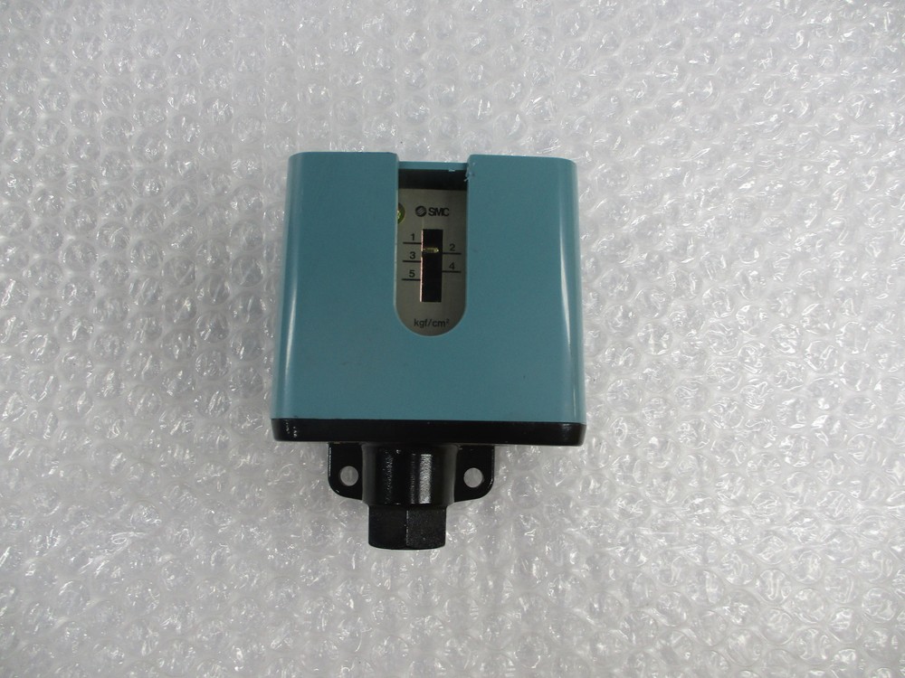 SMC IS300 PRESSURE SWITCH NSNP