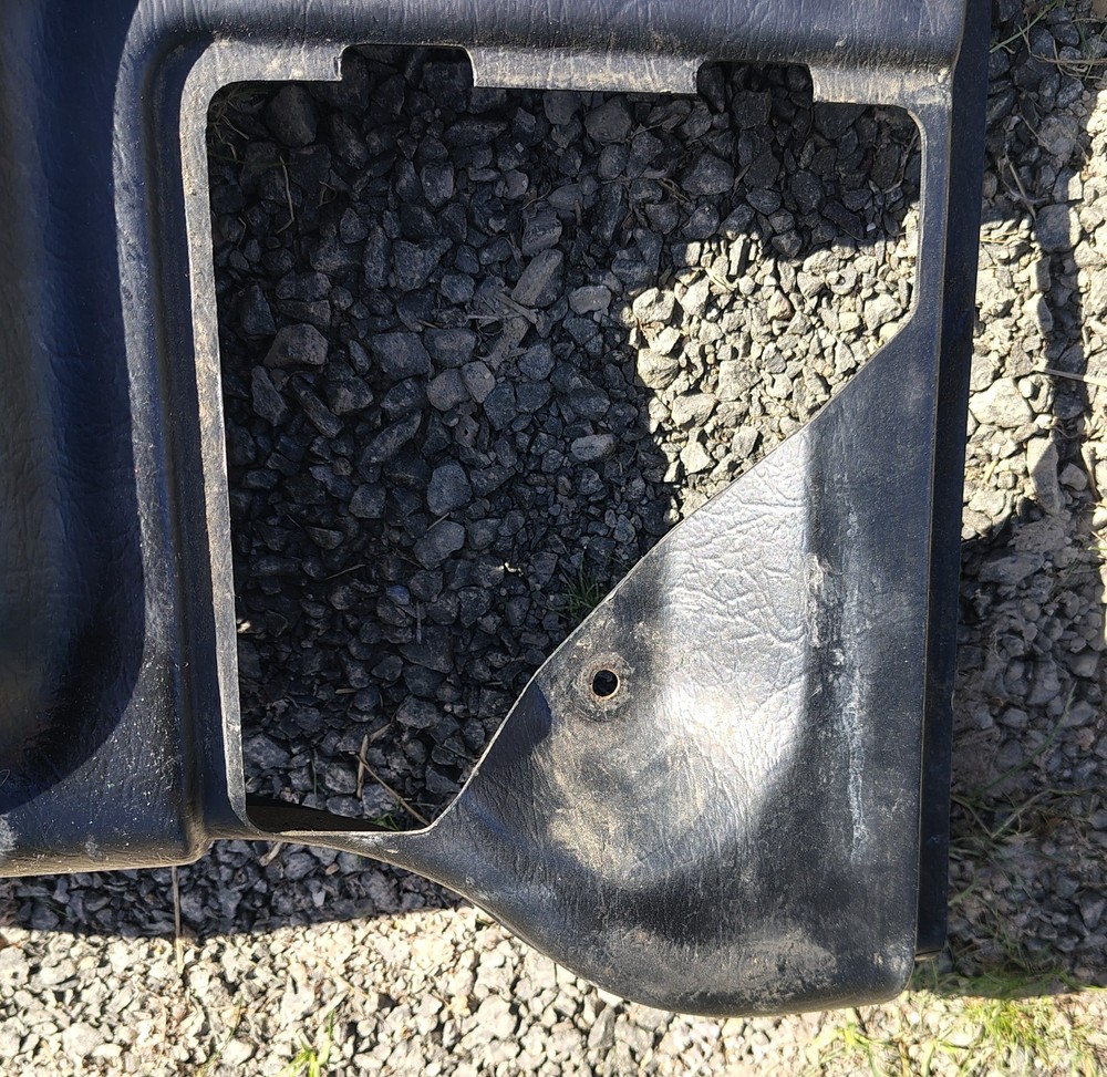 PETERBILT 18-04235M001 PANEL-SERVICE