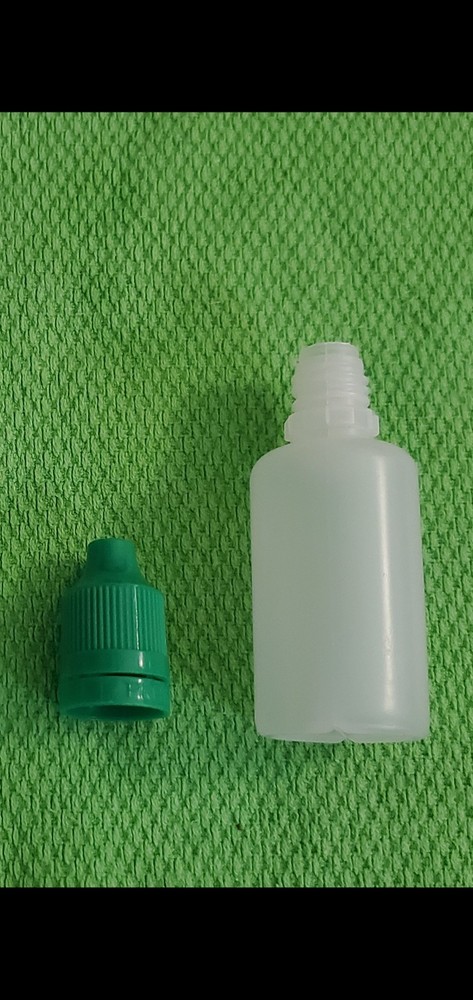 FOUR 100 ML & SIX 30 ML EMPTY REFILLABLE BOTTLES WITH CAPS / TIPS NEW