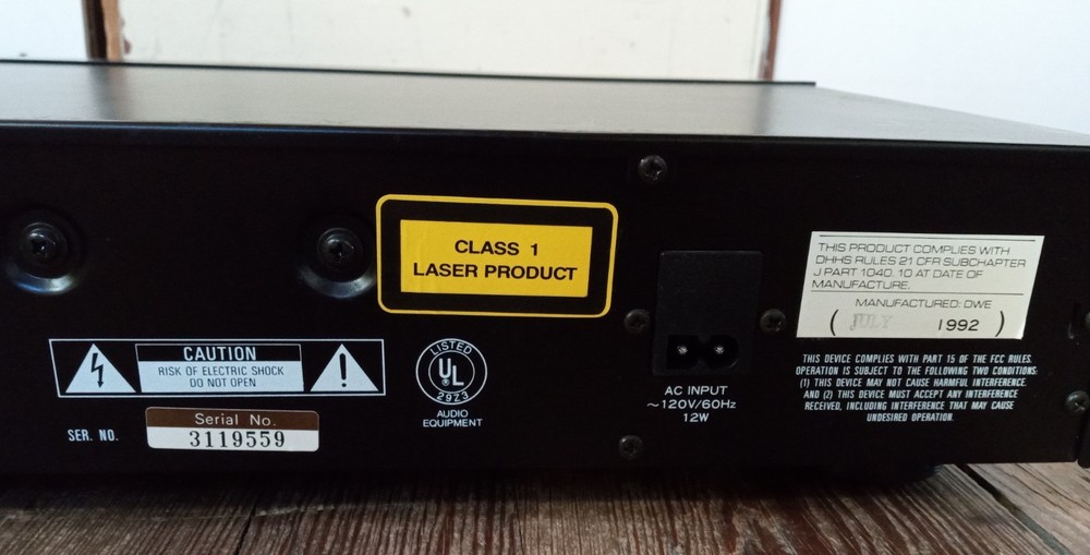 Optimus CD-1660 CD Player, Powers On, *PLEASE READ*