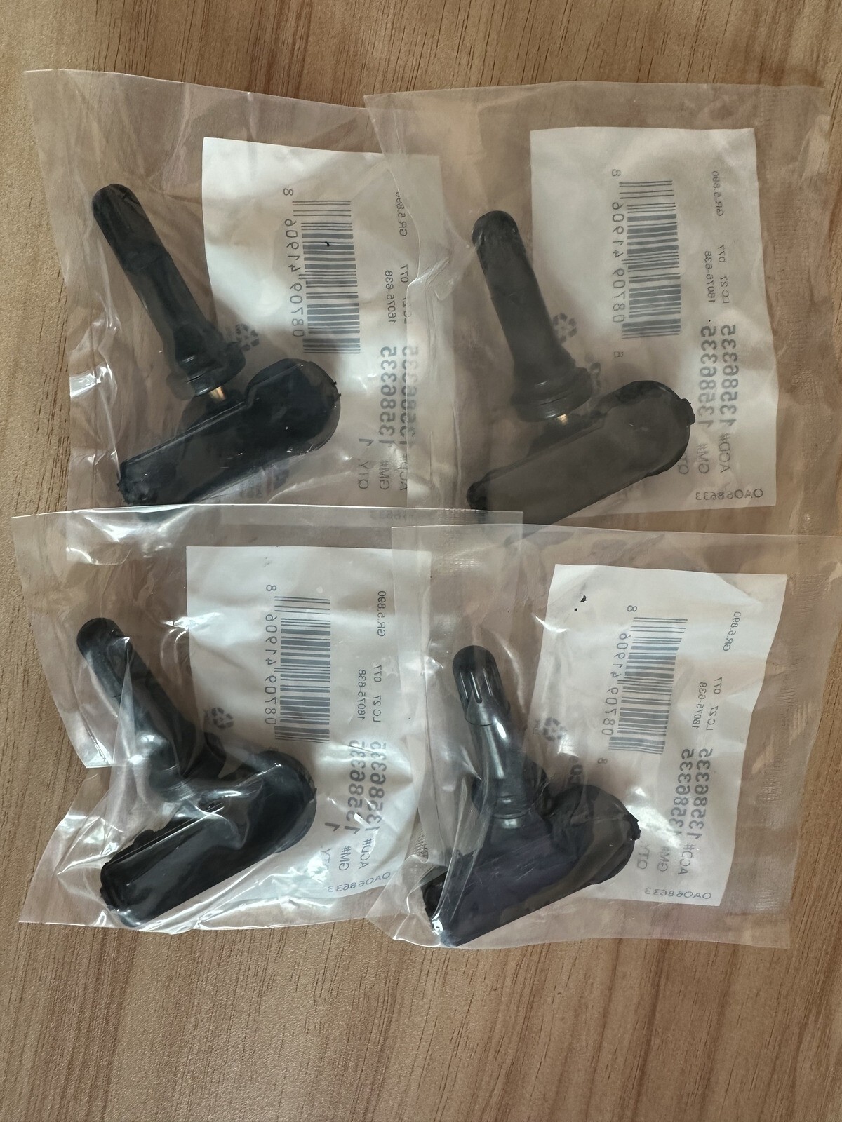 4x GM Chevy GMC Buick Genuine 13586335 TPMS Tire Pressure Monitoring Sensor