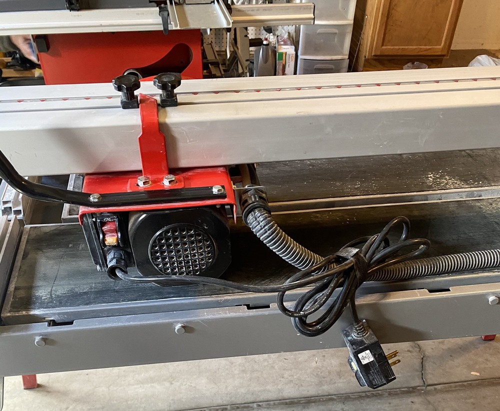 Goldblatt BRIDGE WET TILE SAW