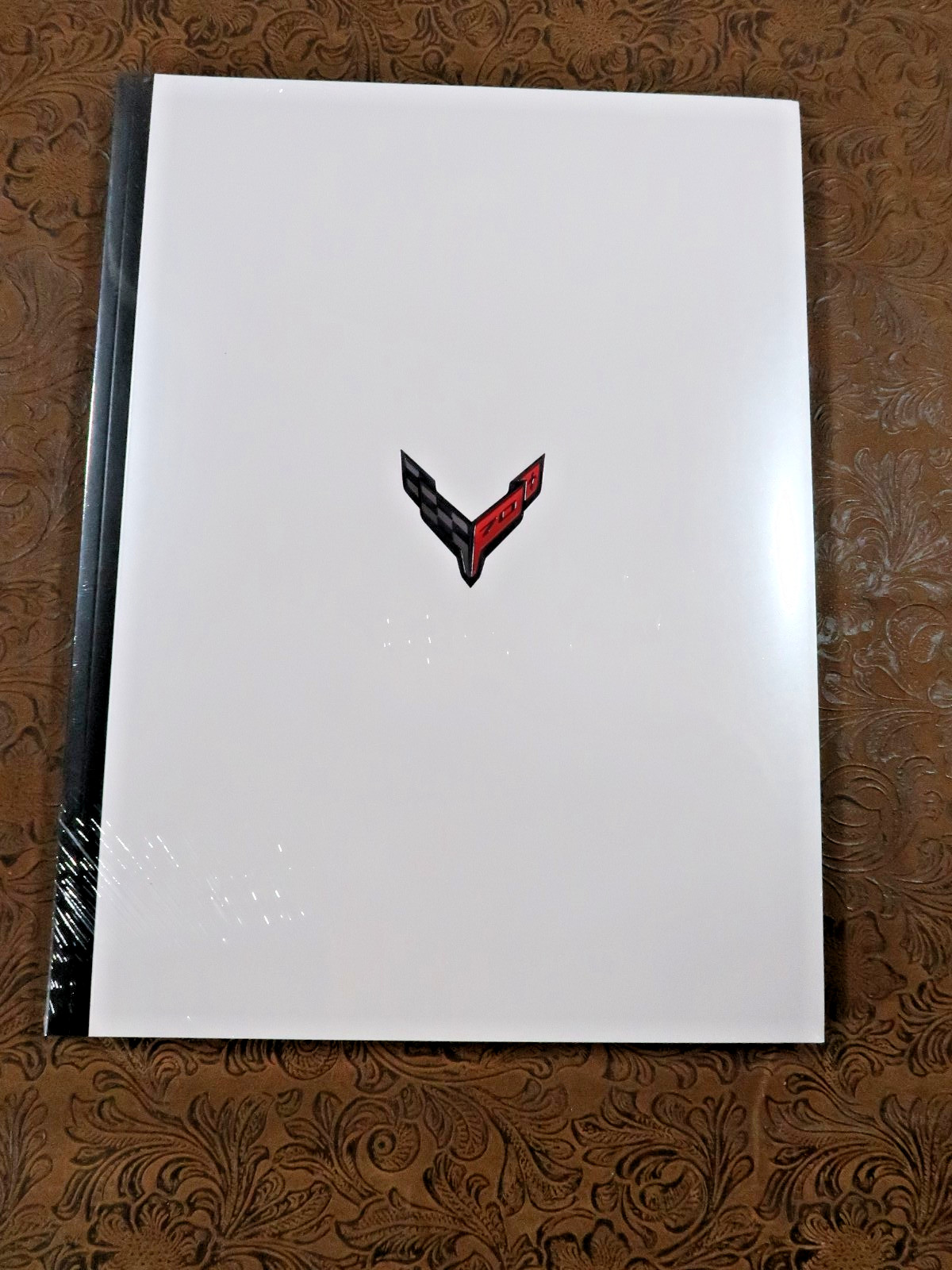 2023 Chevrolet Corvette Stingray C8 - Z06 - Prestige Brochure 112 pages - SEALED