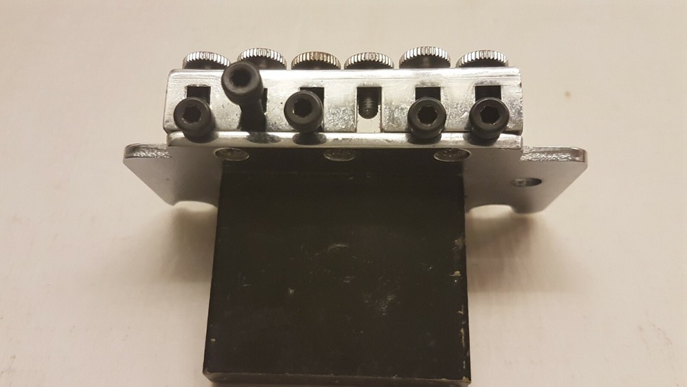1984 DOUBLE EAGLE FLOYD CLONE FRT 4 TREMOLO