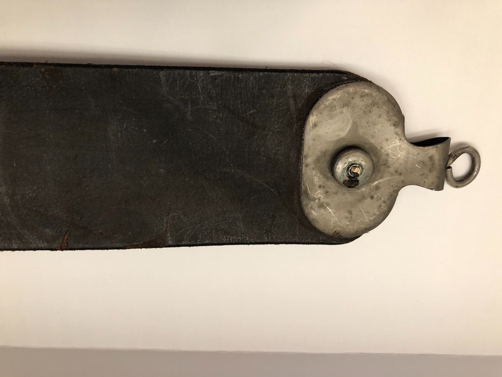 3 items Antique Mfd. schmidt Bros. leather sharpens dullest razor, 1918 stropper