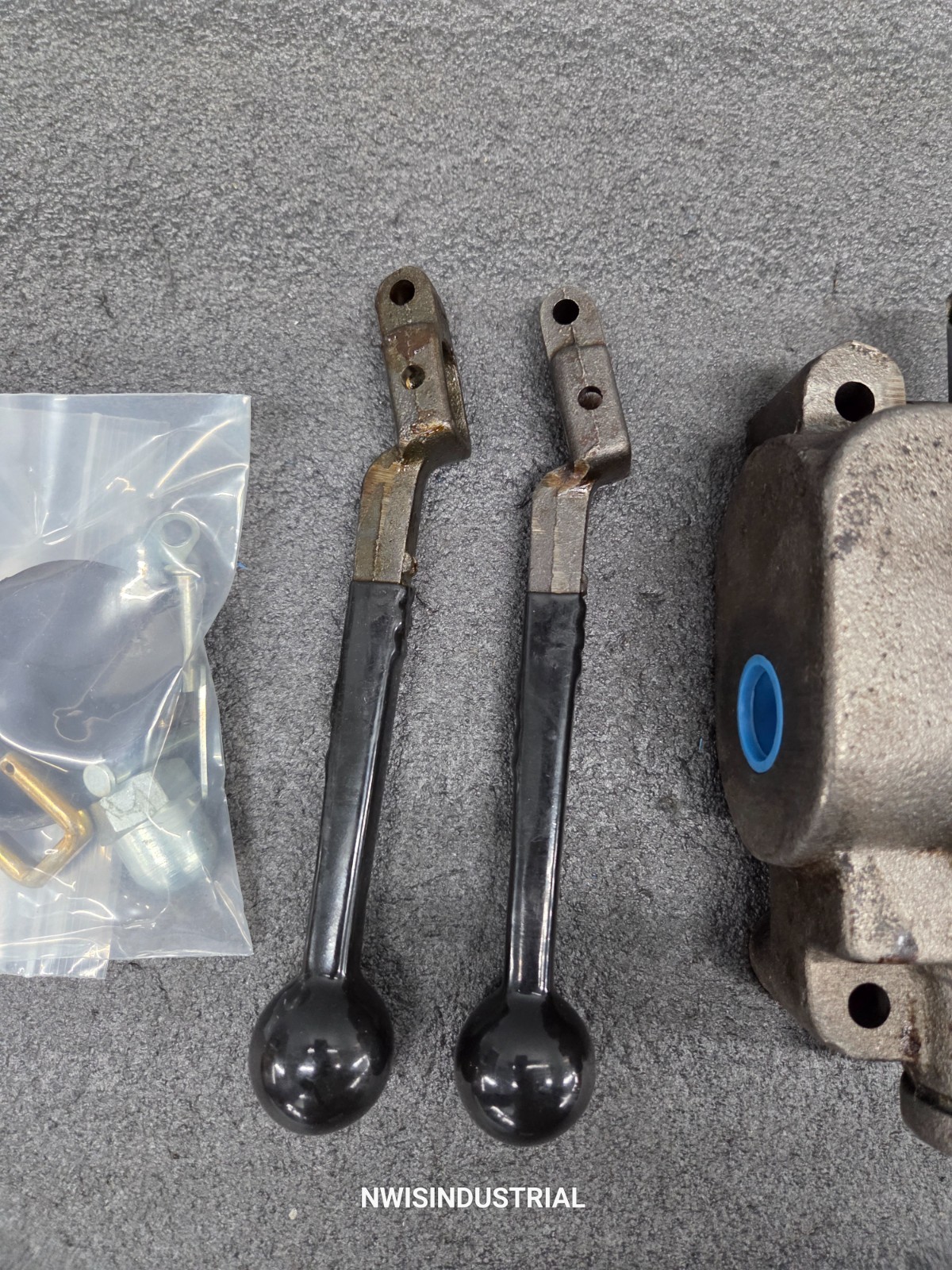 Gresen Hydraulics 2702 Hydraulic 2 spool control valve block