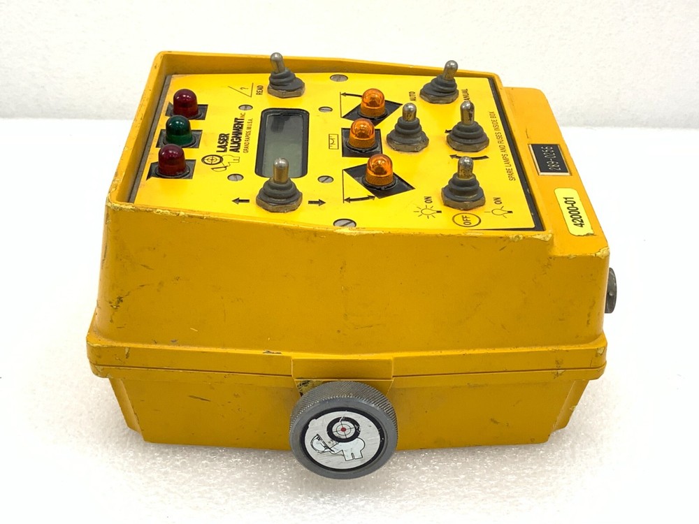 Laser Alignment 42000-1 Laser Control, Control Box, Auto Manual Switch NICE DEAL