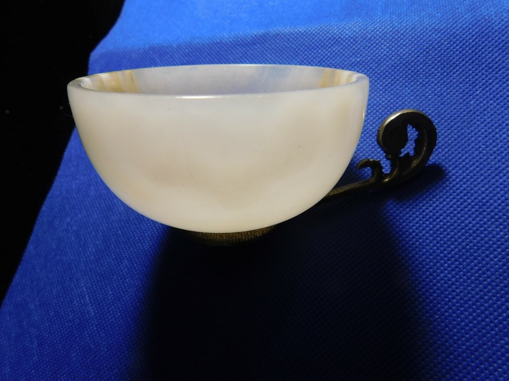 PESTLE CANDLE HOLDER!   c551DXX