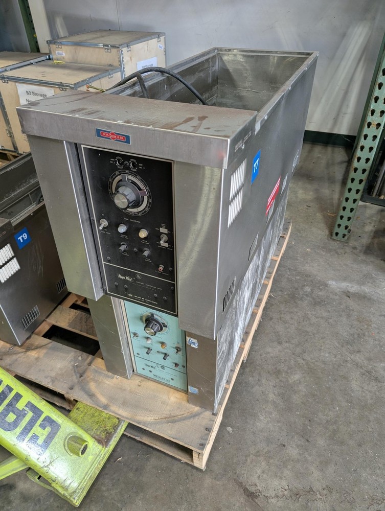 Lindberg Blue M water bath