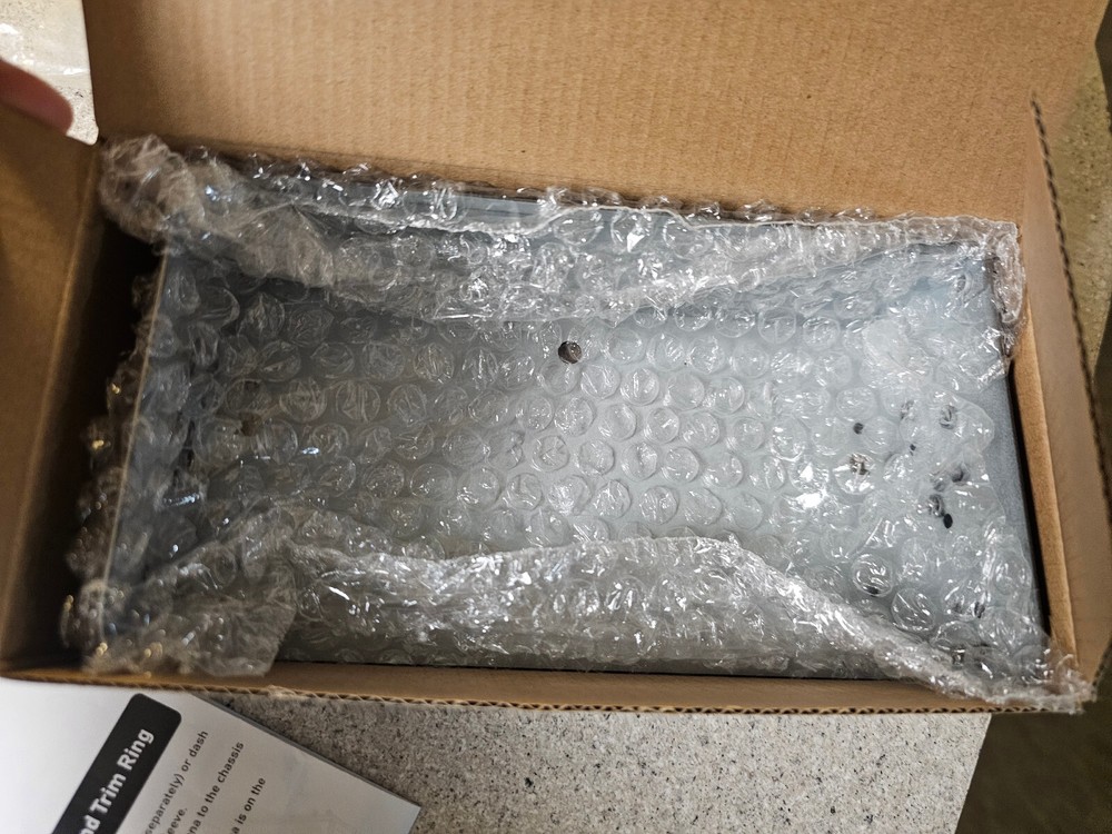 Jensen CAR1013 ALL ACCESORIES ONLY. MISSING STEREO ONLY. READ.