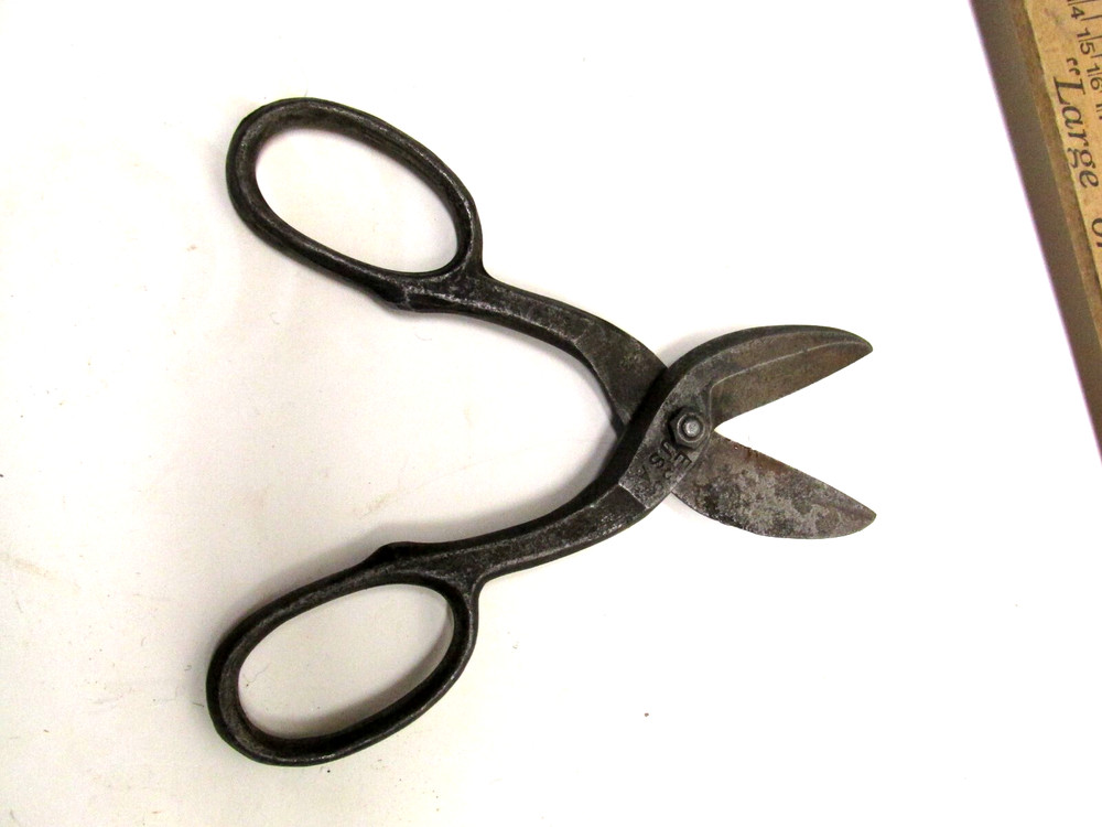 LOT 2 Vintage Tin Snips 7" & 12 1/2 ""