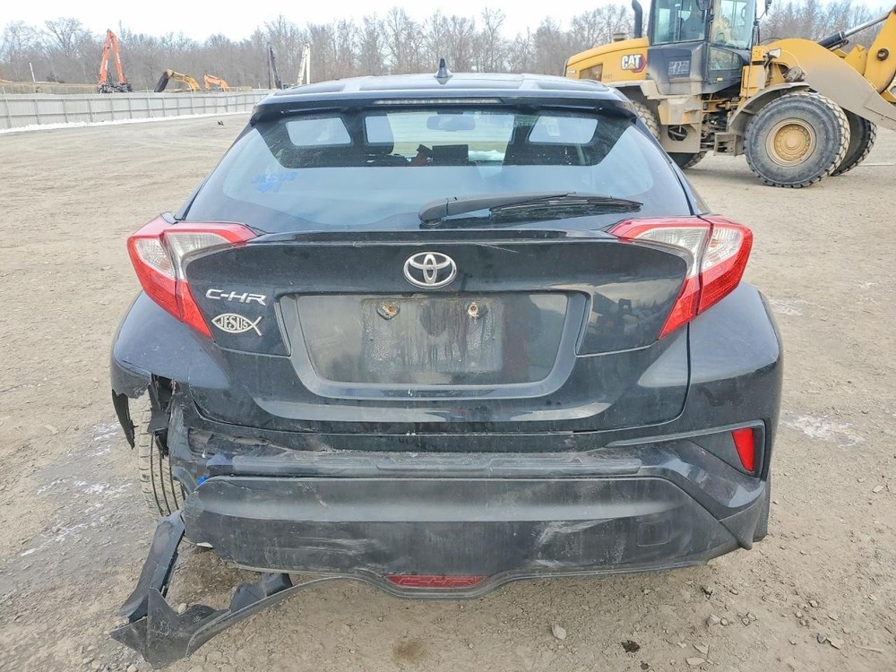 Used A/C Selector Switch fits: 2018 Toyota C-hr automatic temperature control w/