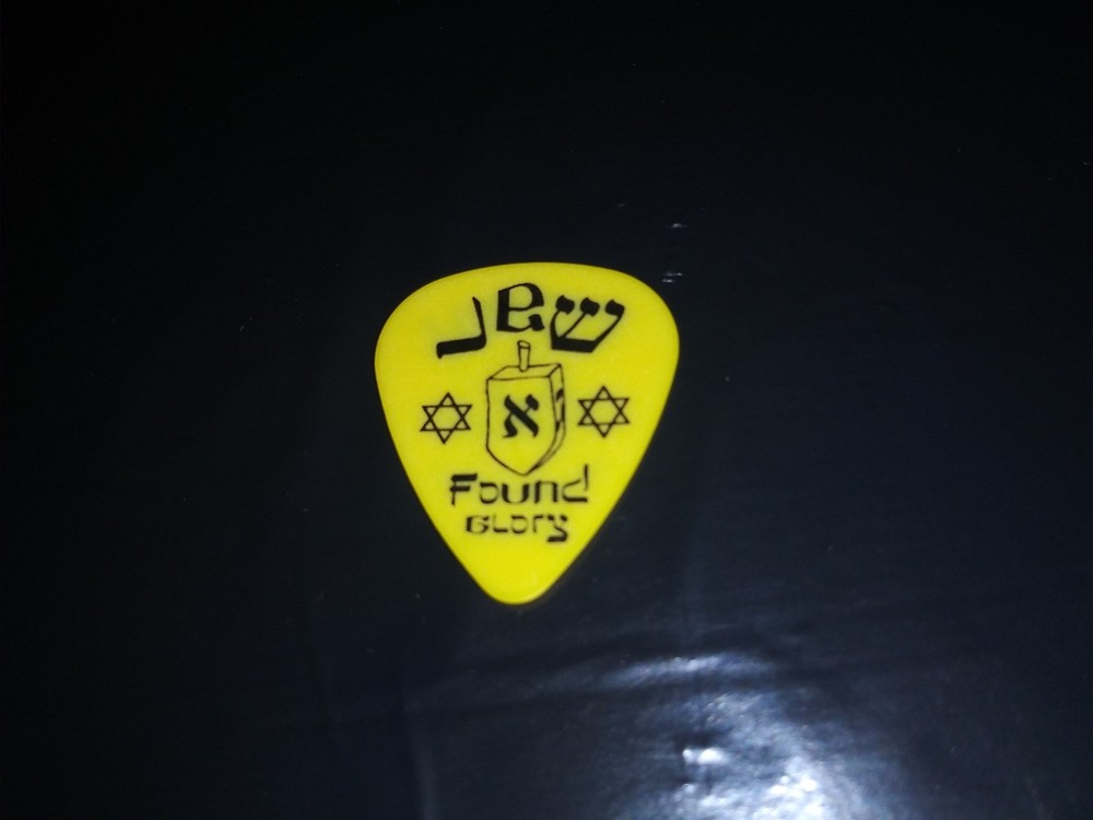 NEW FOUND GLORY Band Pooh & JFG Ian Old RaRe Concert Tour Stage GUITAR PICK
