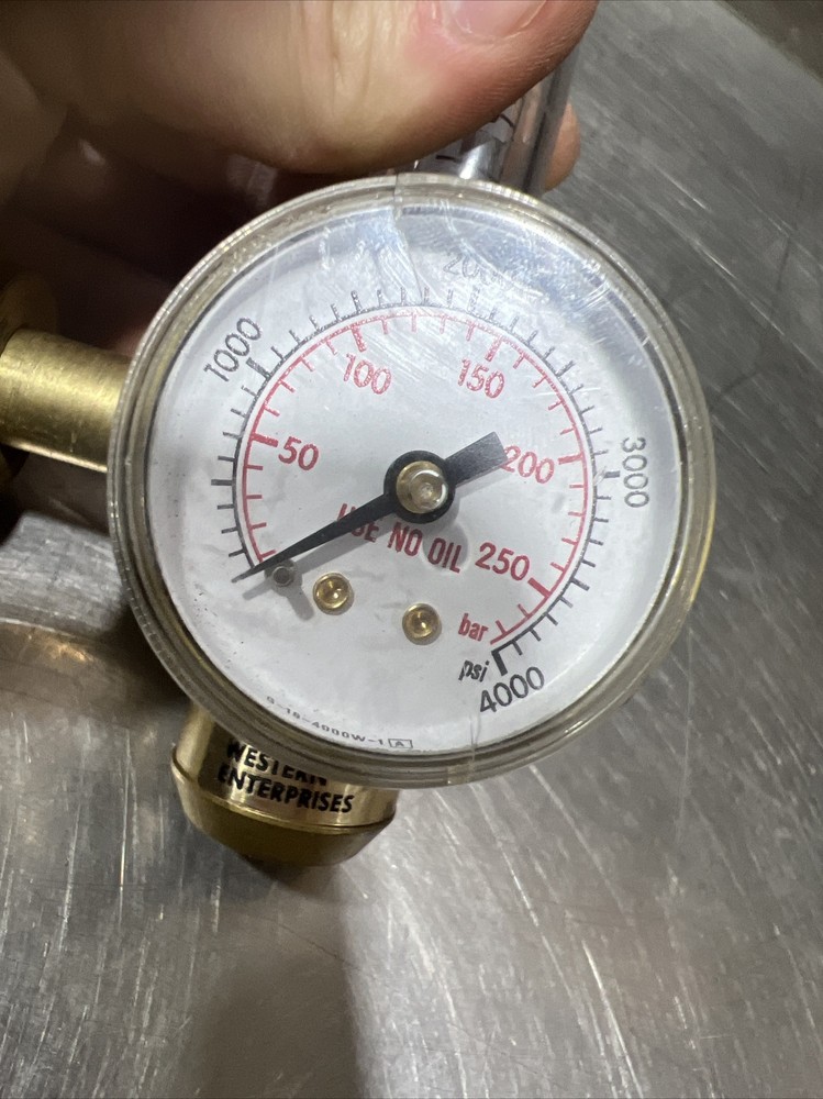 WESTERN ENTERPRISES REF-4-PG Compressed GAS FLOWMETER. CARBON DIOXIDE 0-70 Used