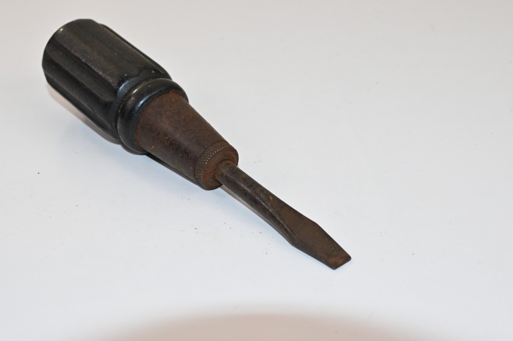 Stanley No 90 Stubby Screwdriver + Vintage Gouge Chisel Tool