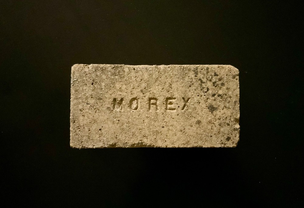 Antique fire brick MOREX Excellent condition